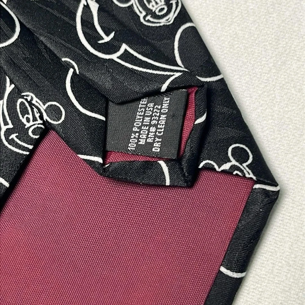 Disney Black and White Mickey Mouse Tie‎